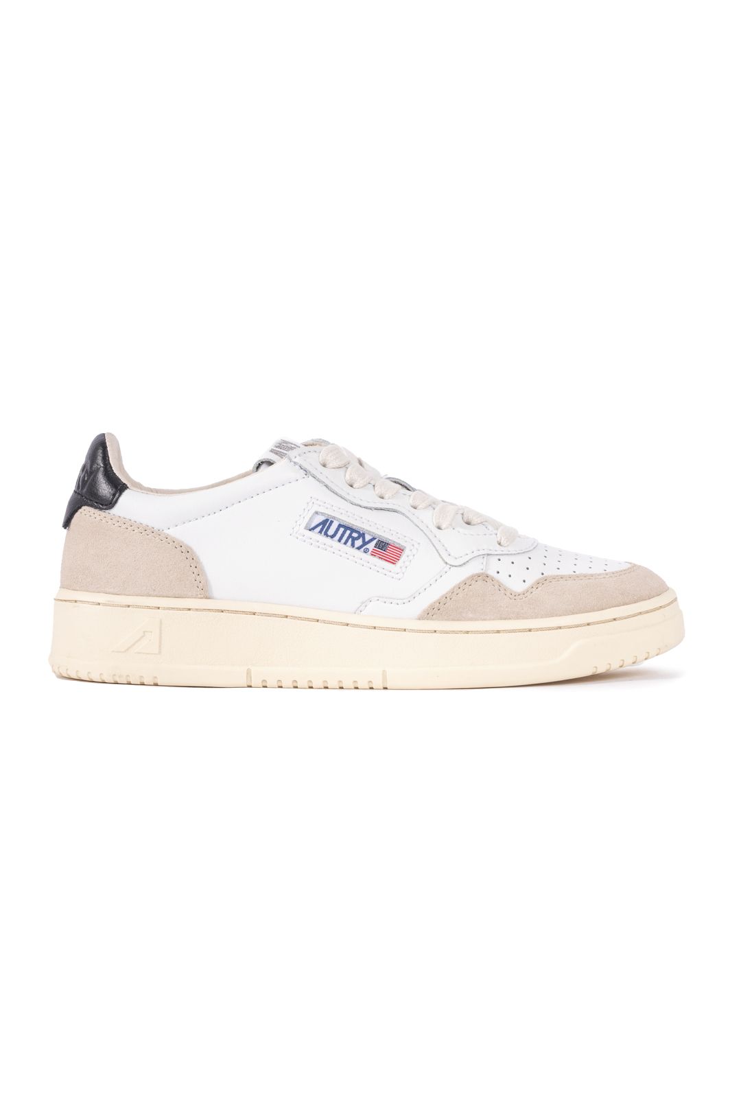 Medalist Low Leather Suede
