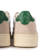 Medalist Low Leather Suede