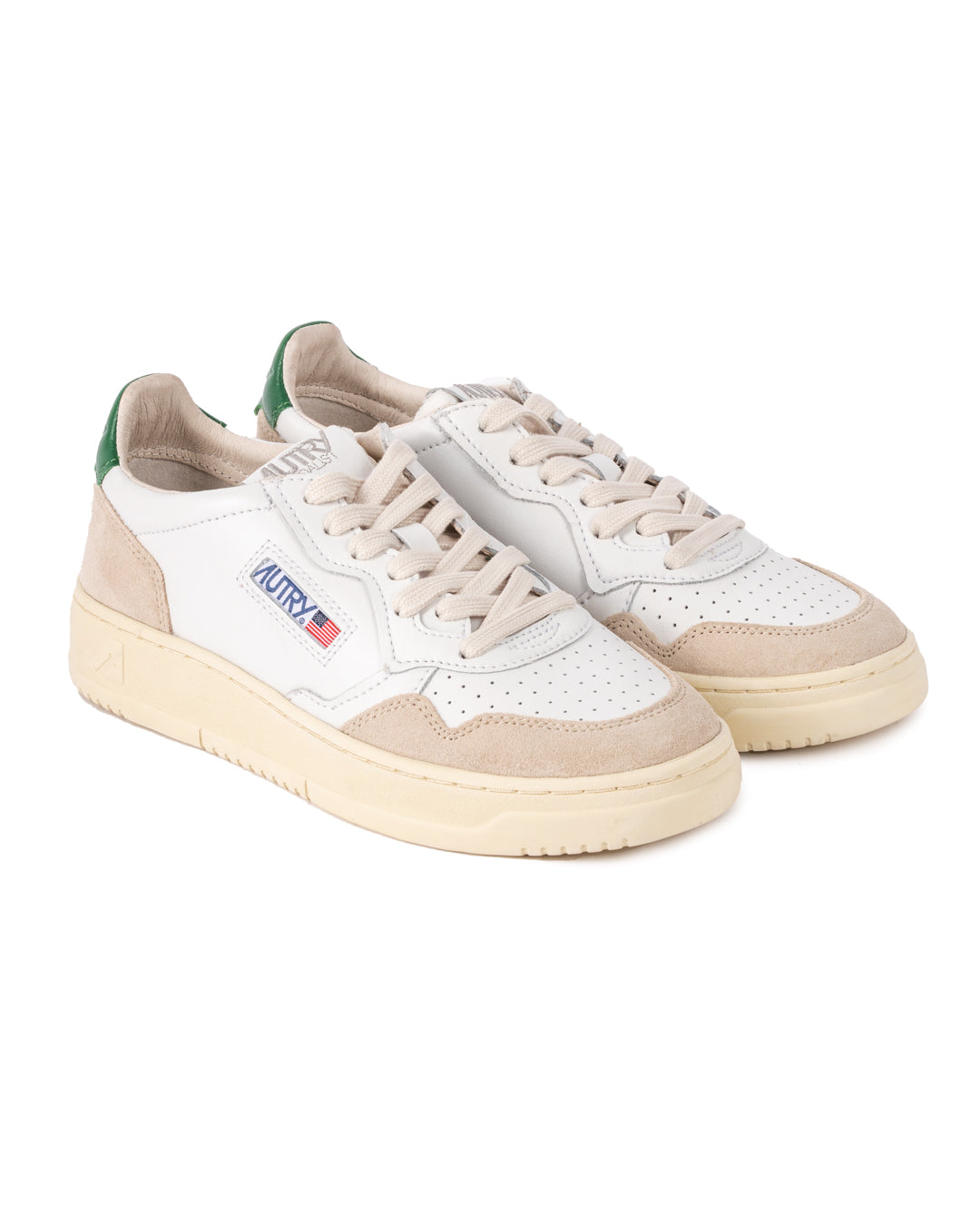 Medalist Low Leather Suede
