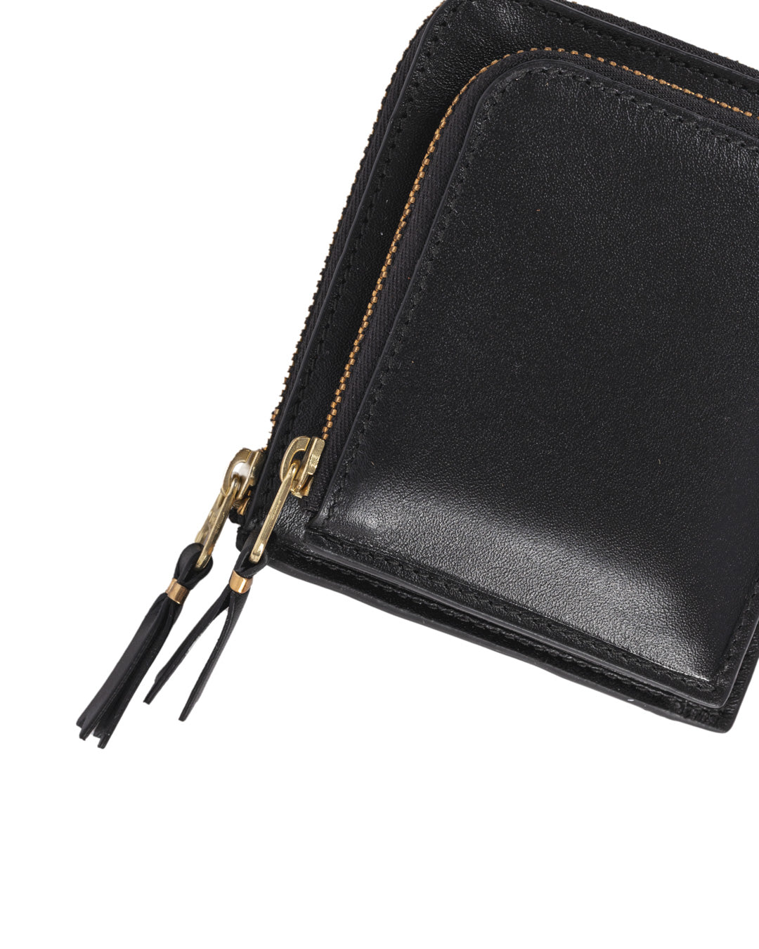 Wallet Outside Pocket