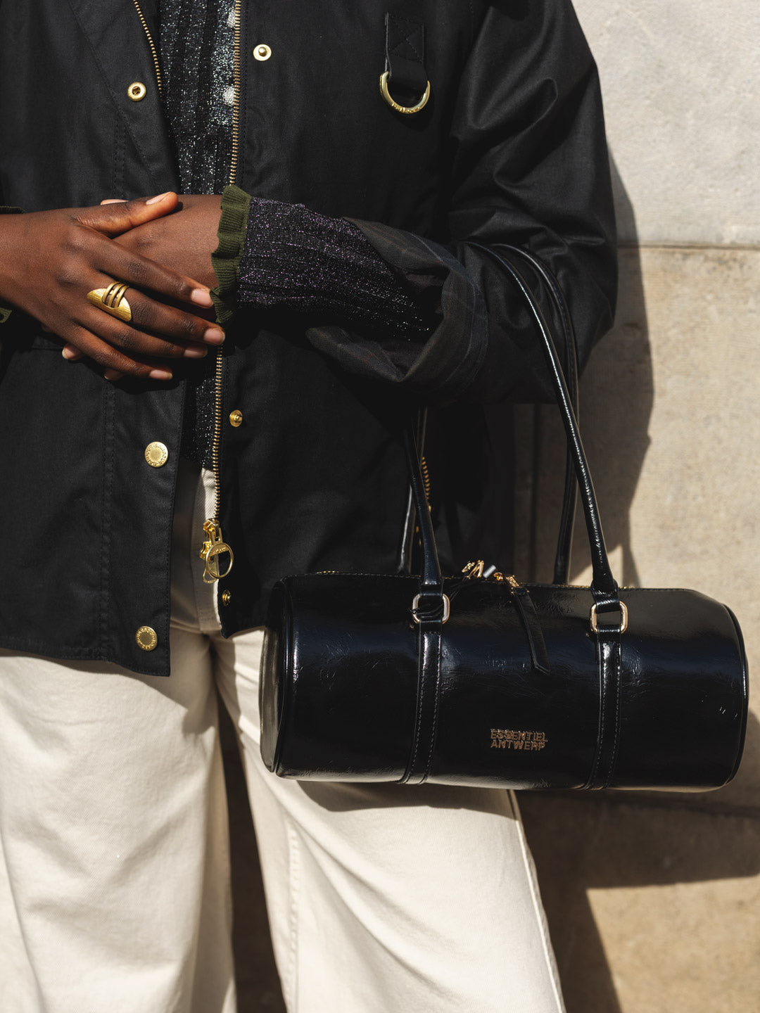 Kenneth Shiny Tube Handbag