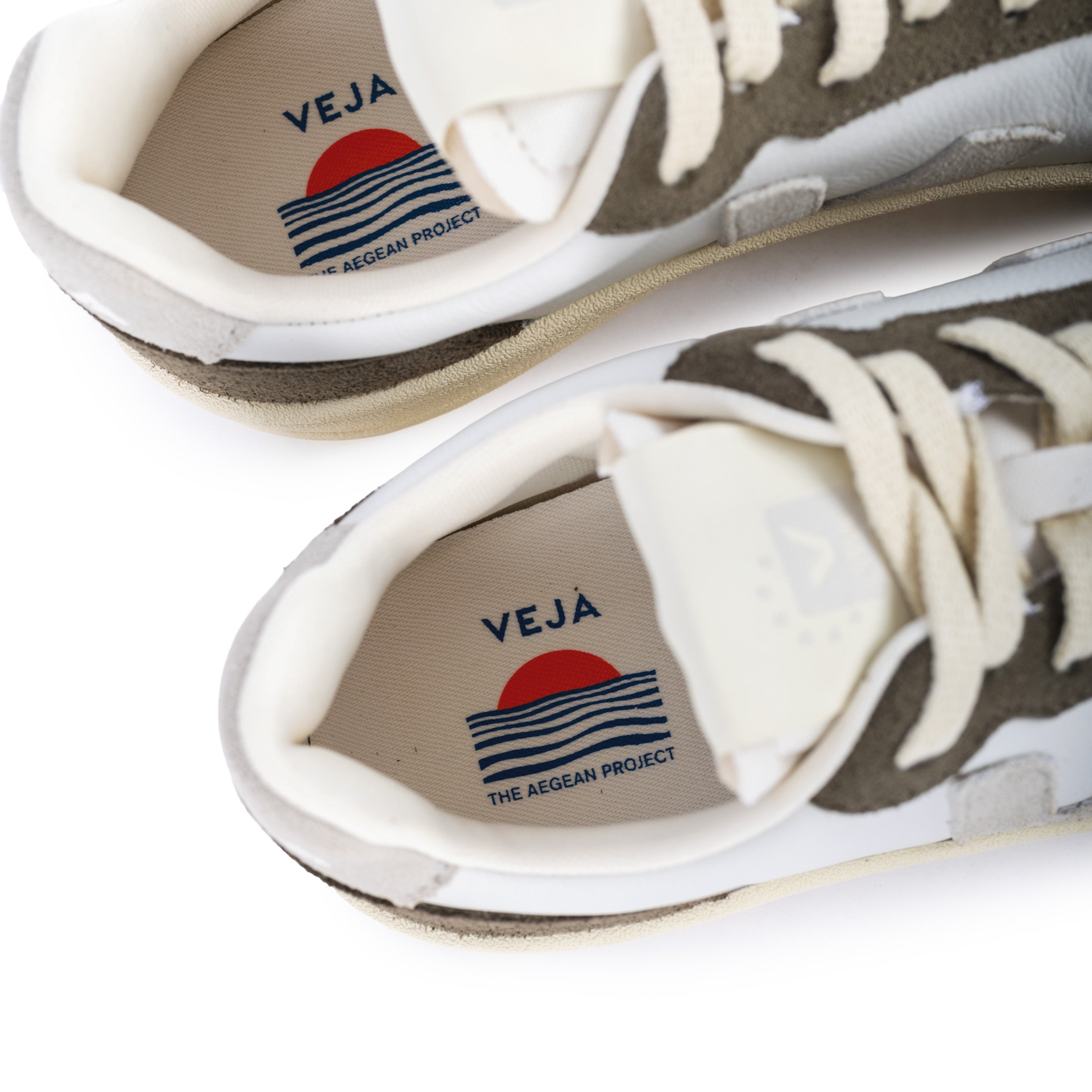 V-82 Grained Leather