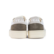 V-82 Grained Leather