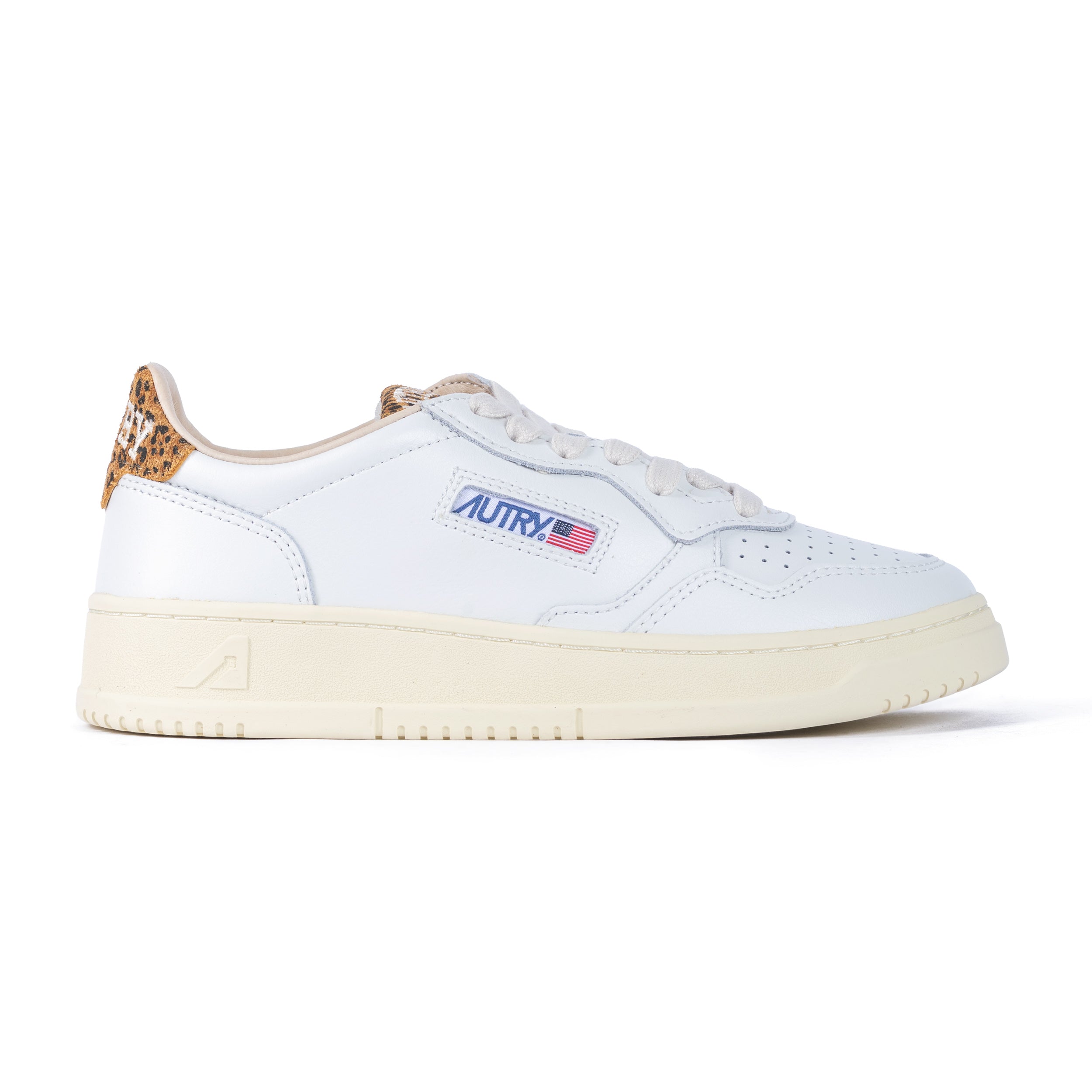Medalist Low Leather
