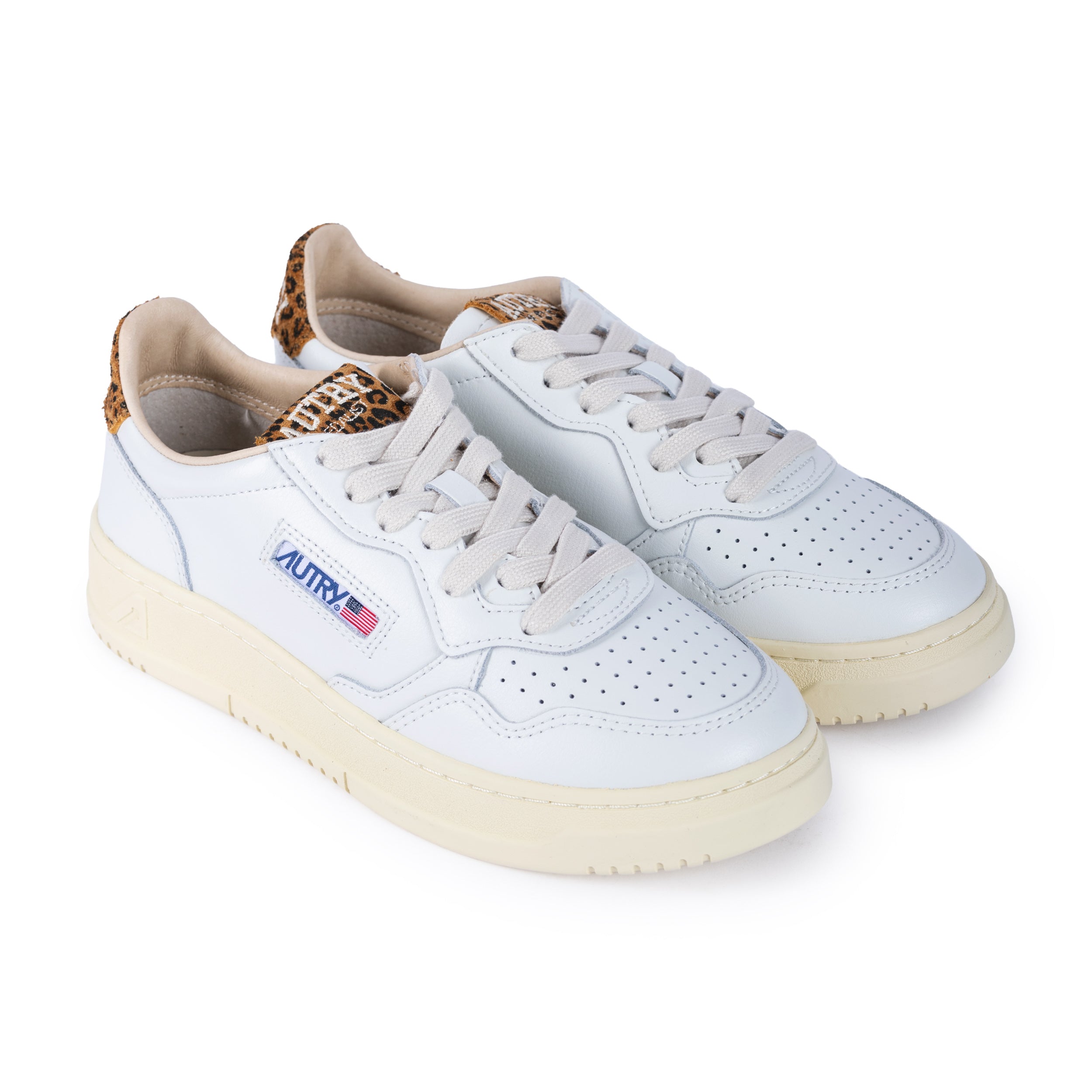 Medalist Low Leather