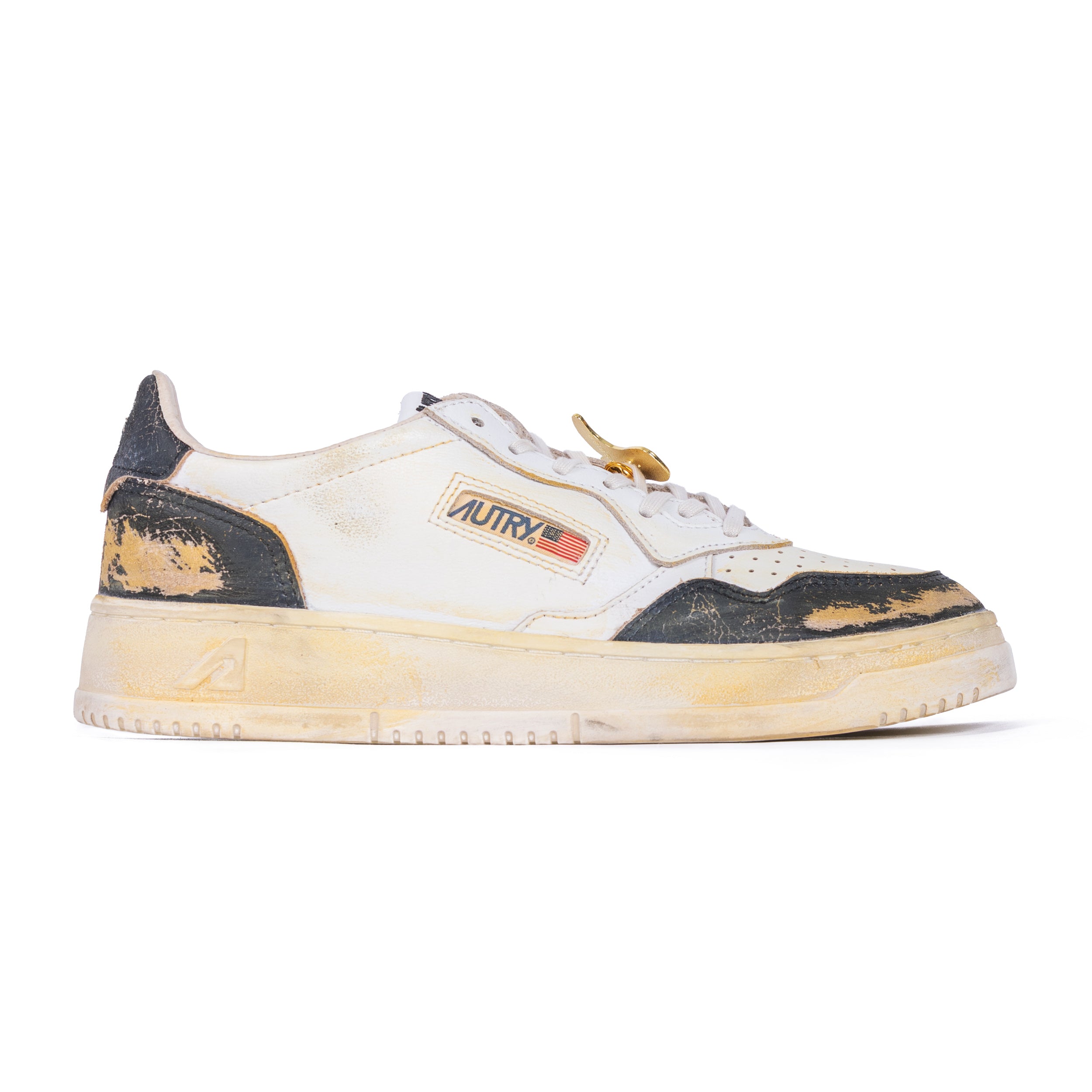Medalist Low Super Vintage Crack Leather