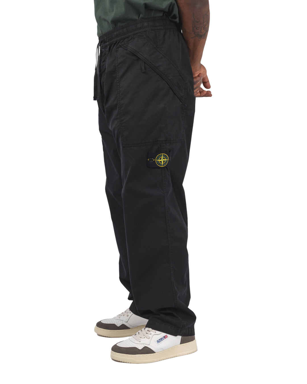 Loose pants