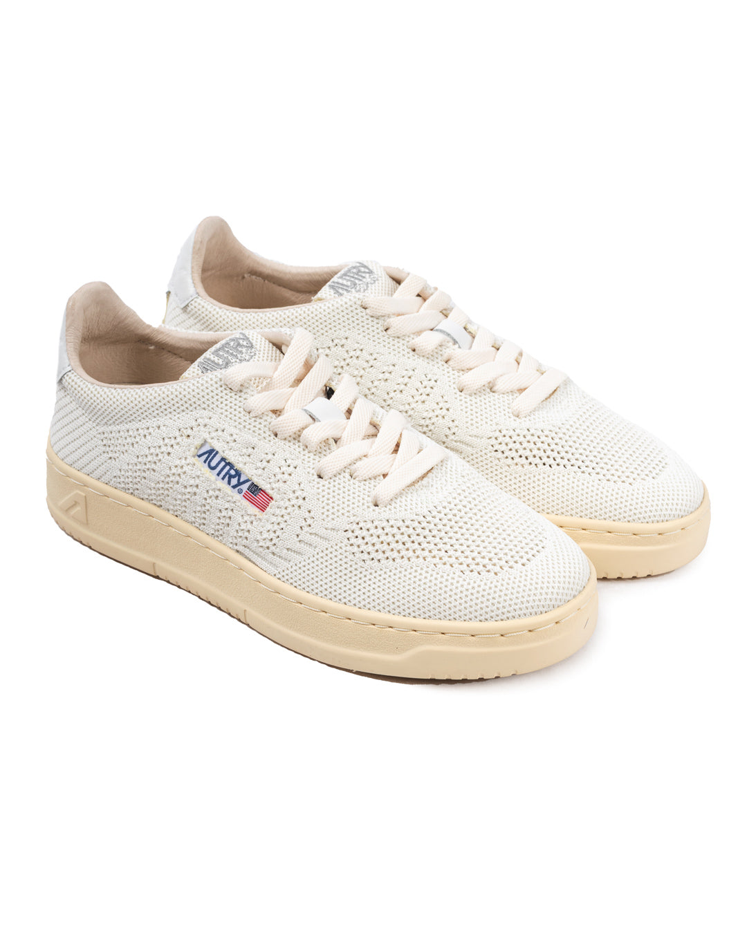 Medalist Easeknit Low Knit Leather