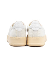 Medalist Easeknit Low Knit Leather