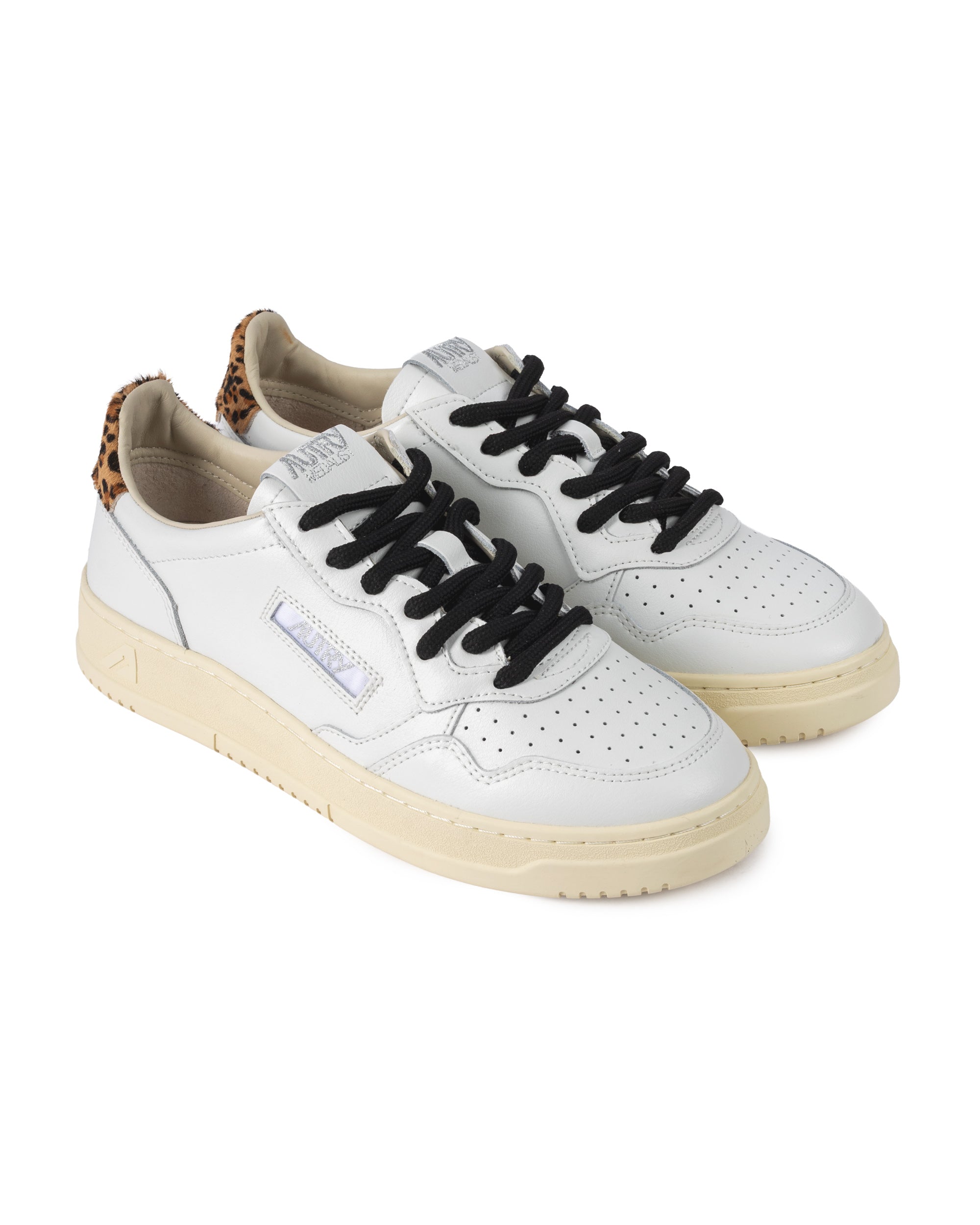 Medalist Low Leather/Swoll