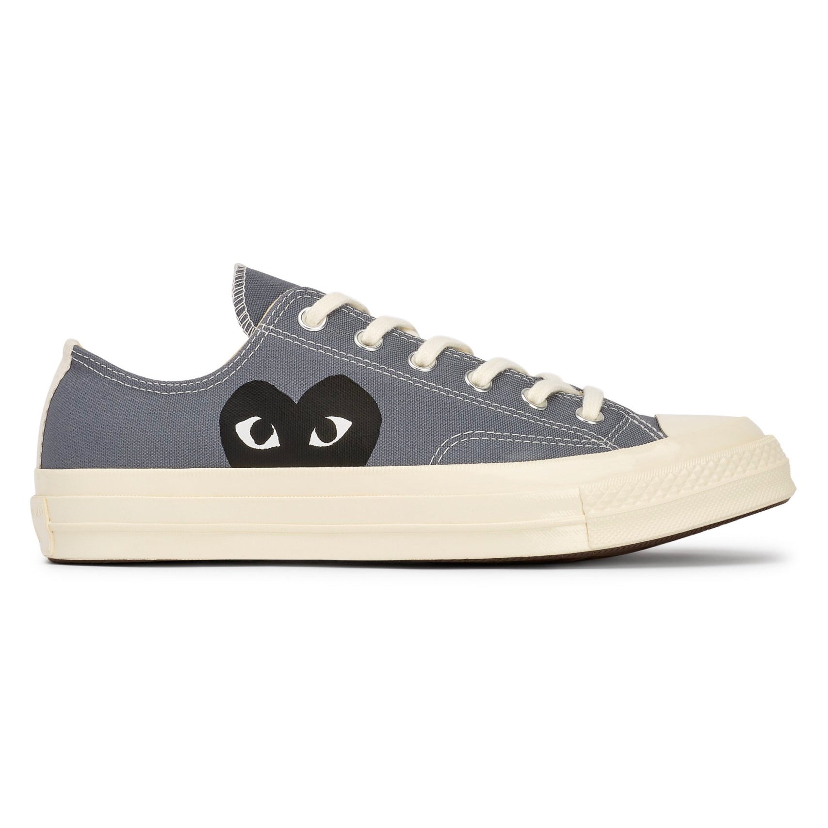 PLAY-Converse_1360000116596_020-scaled.jpg