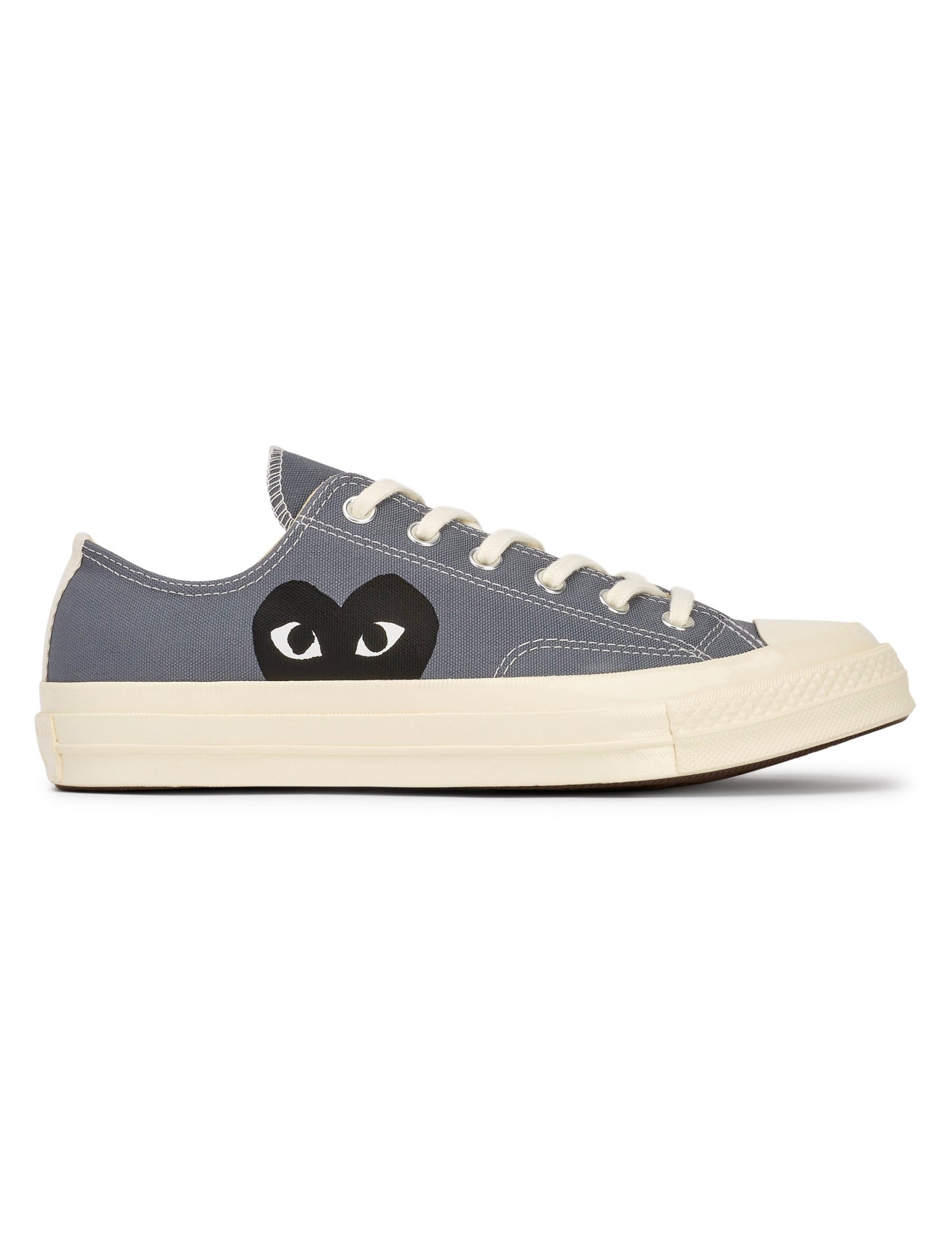 PLAY-Converse_1360000116596_020-scaled.jpg