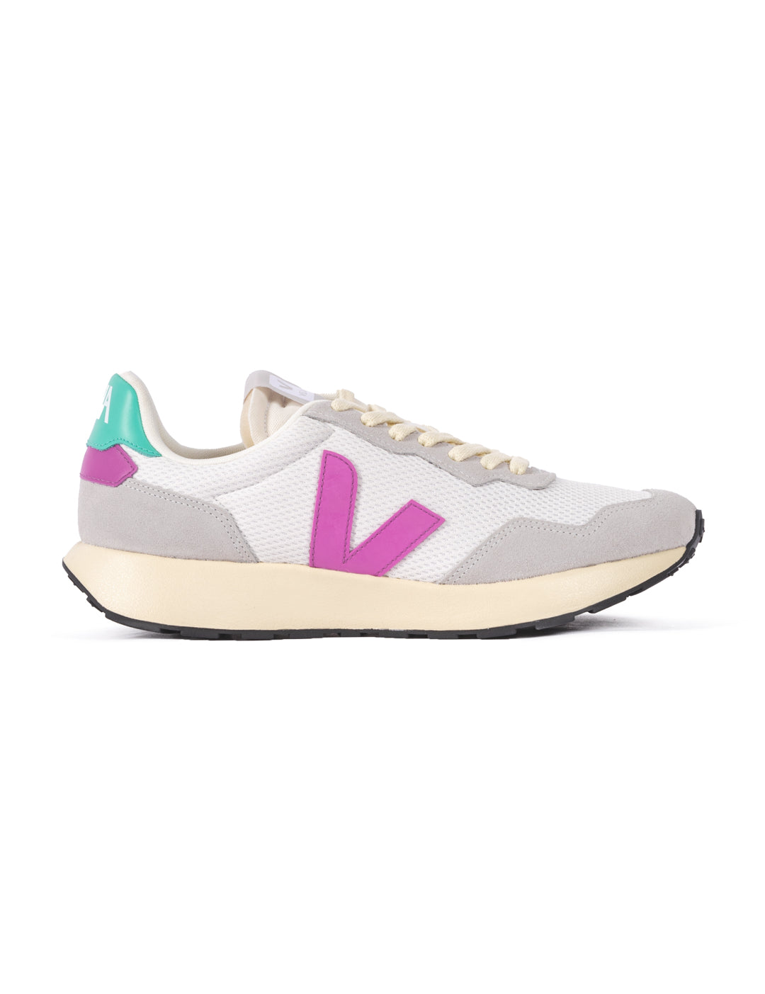 VEJA_PS1803743-1.jpg