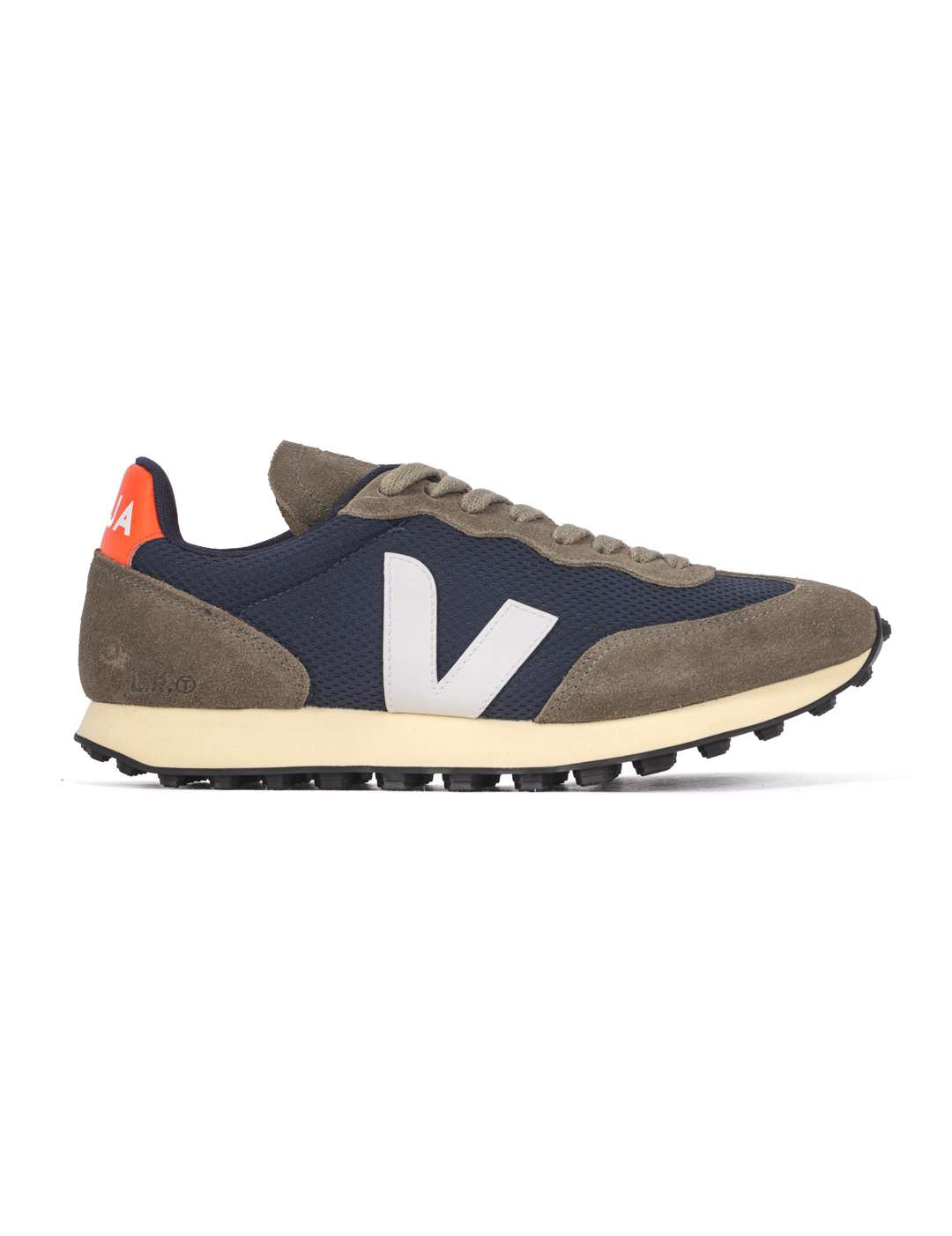 VEJA_RB0102359-1.jpg