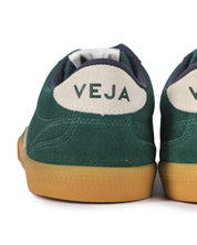 Volley Suede