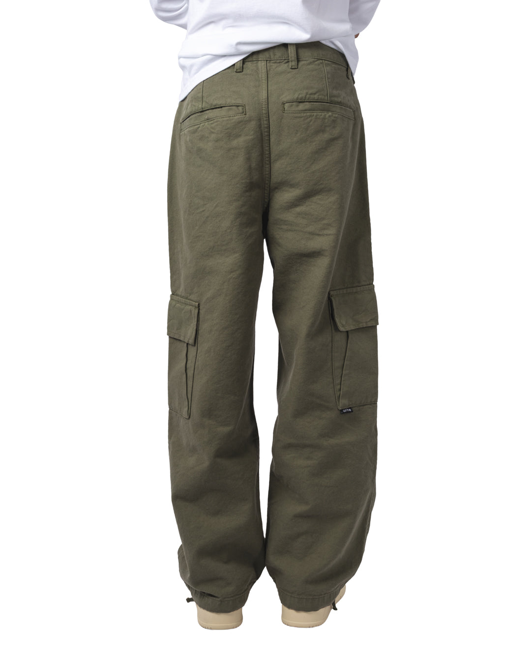 Low Cargo Pants