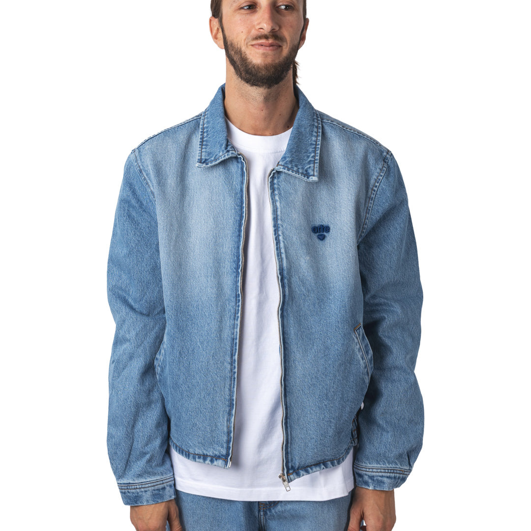 arte_aw25-038j-1.jpg