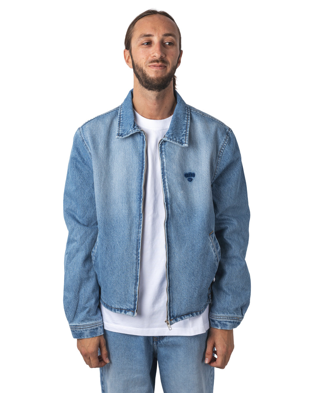 arte_aw25-038j-1.jpg
