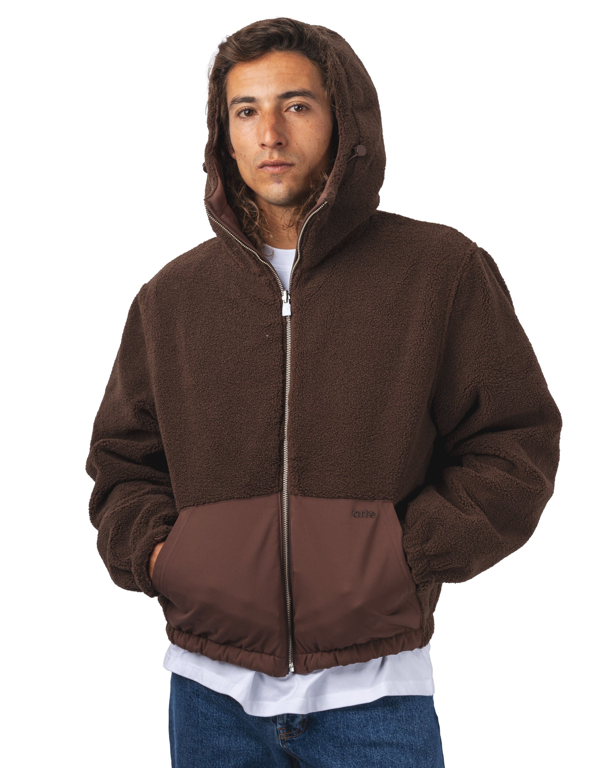 arte_aw25-071j-brown-1.jpg