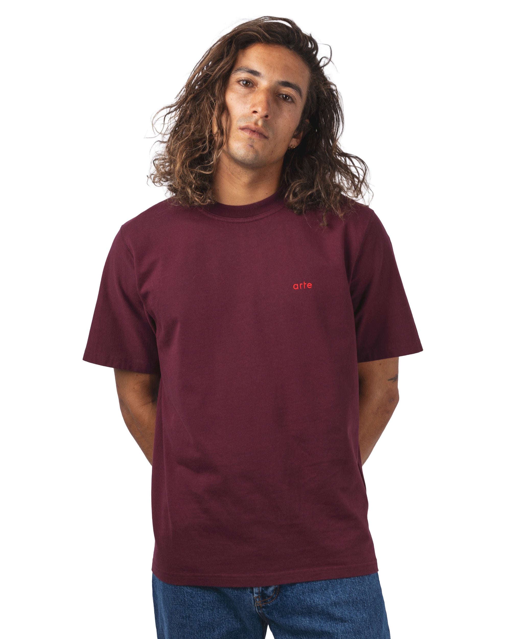 arte_aw25-199t-bordeaux-1.jpg