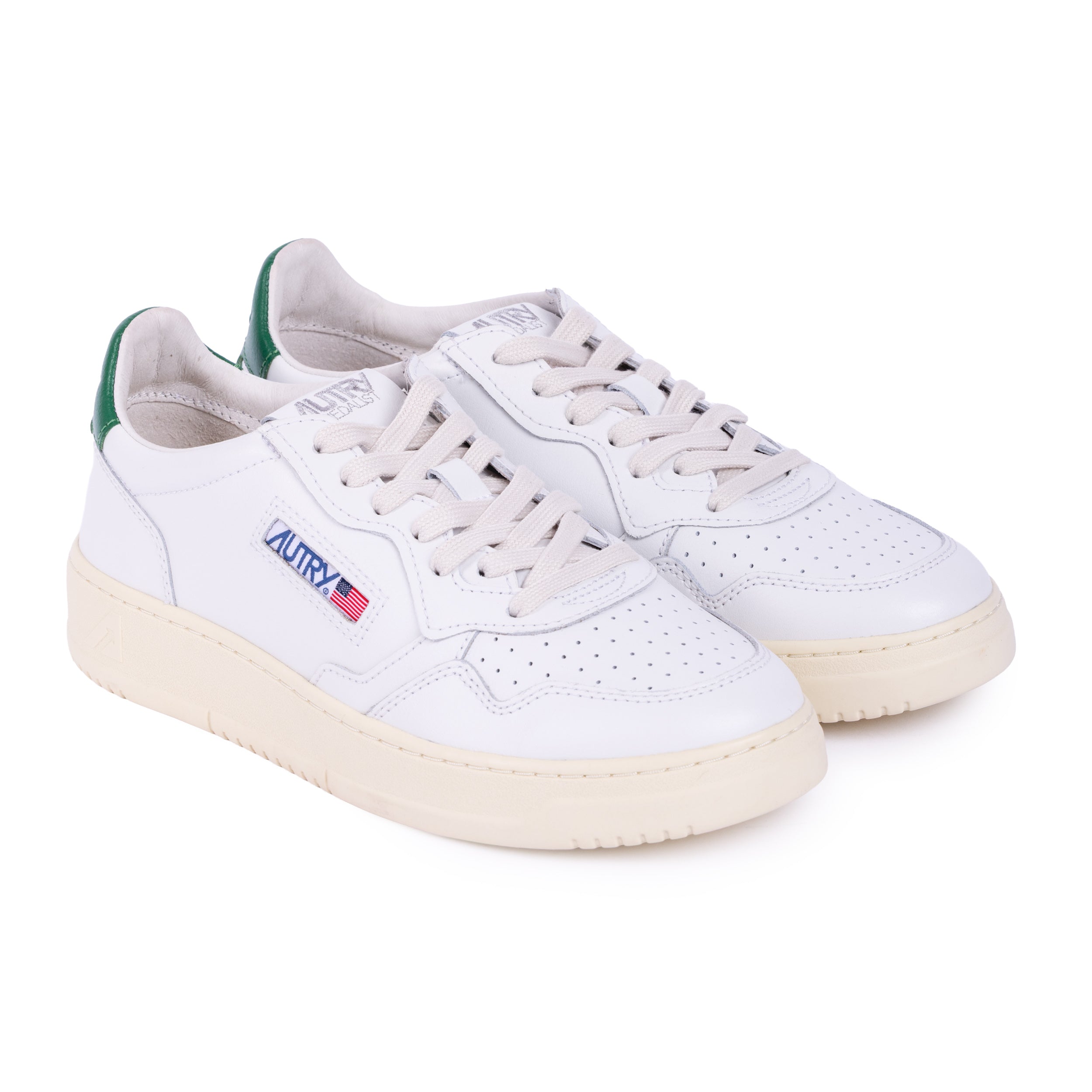 Medalist Low Leather