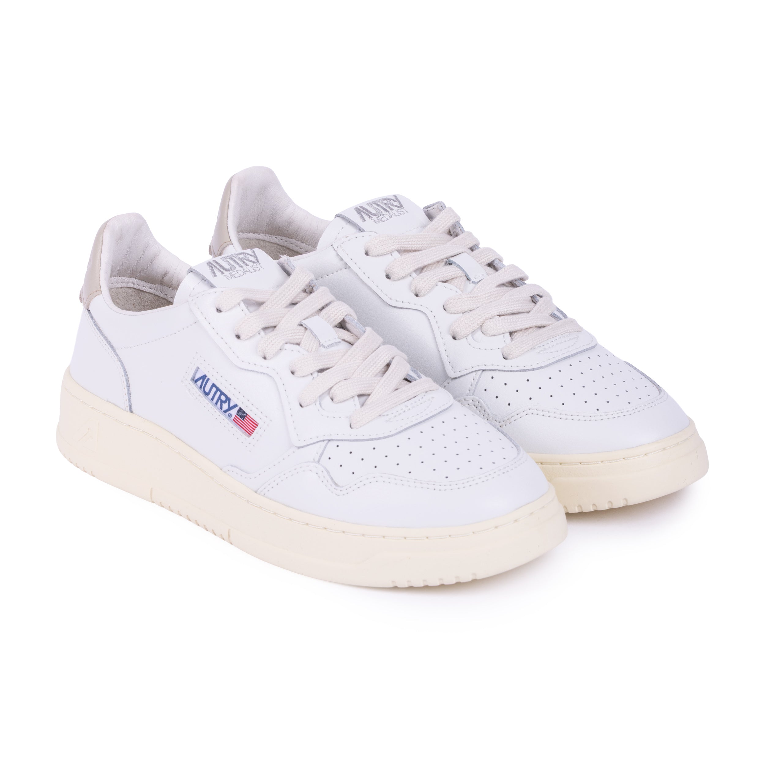 Medalist Low Leather