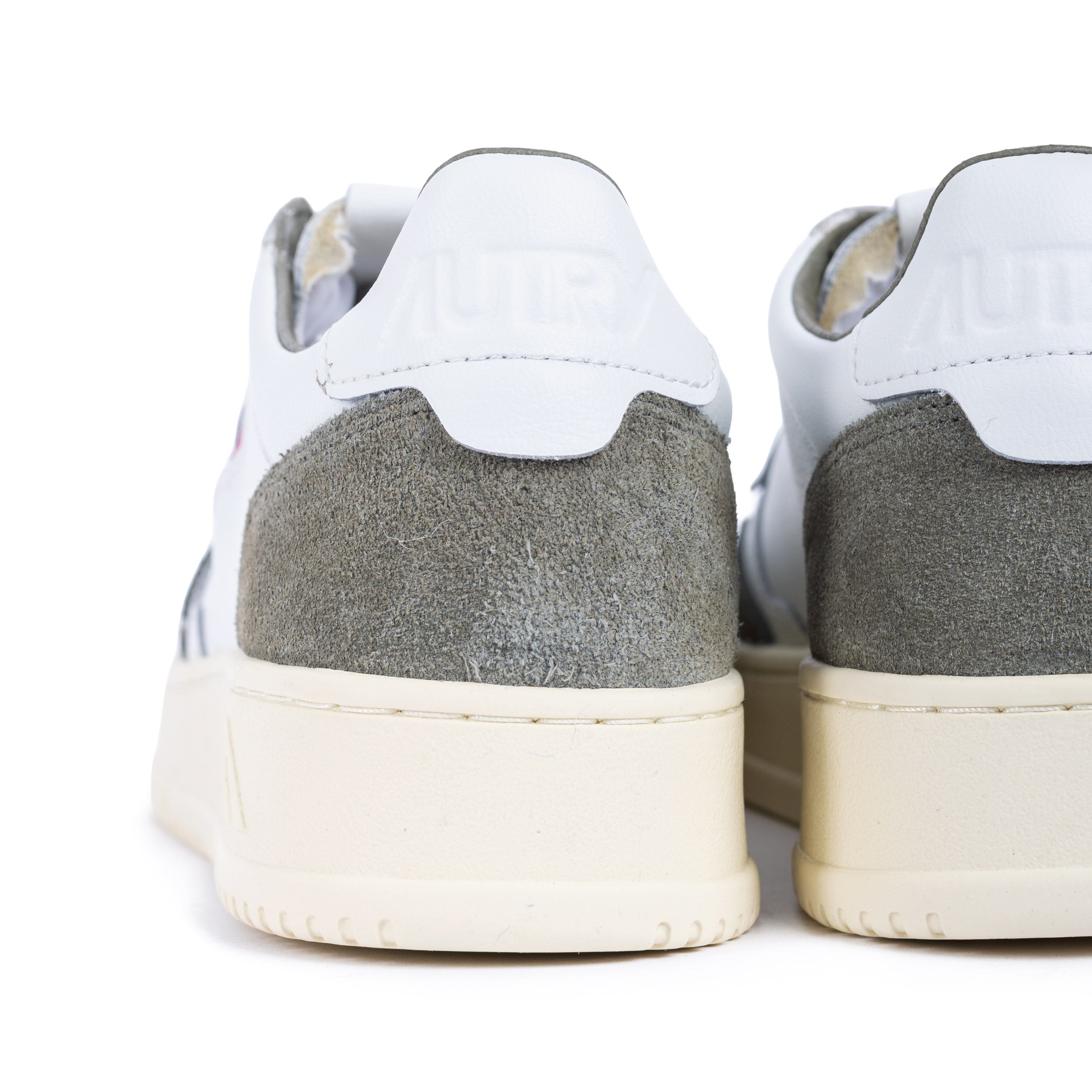 Medalist Low Leather/Suede