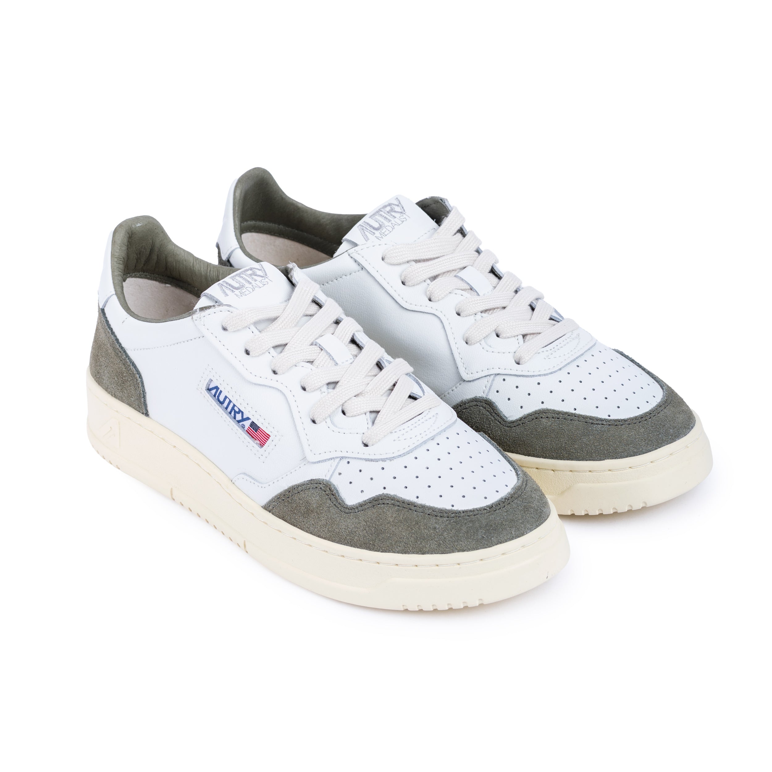 Medalist Low Leather/Suede