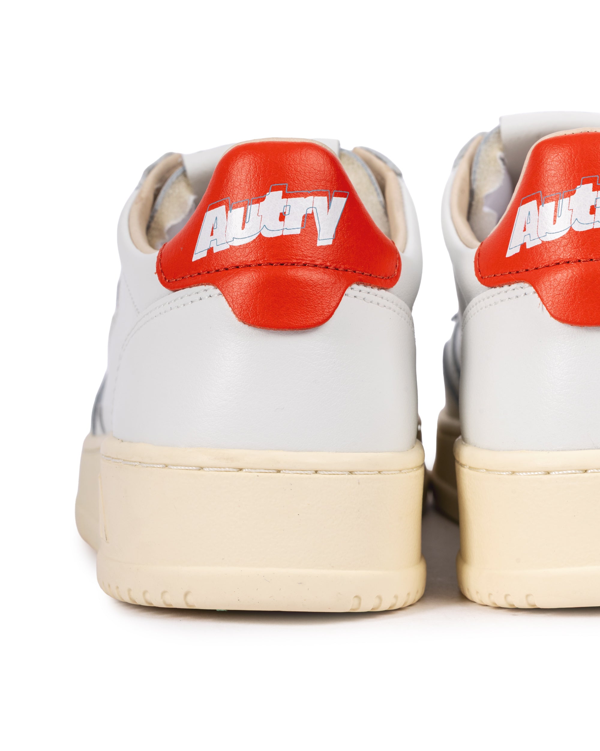 Medalist Low New Logo Leather