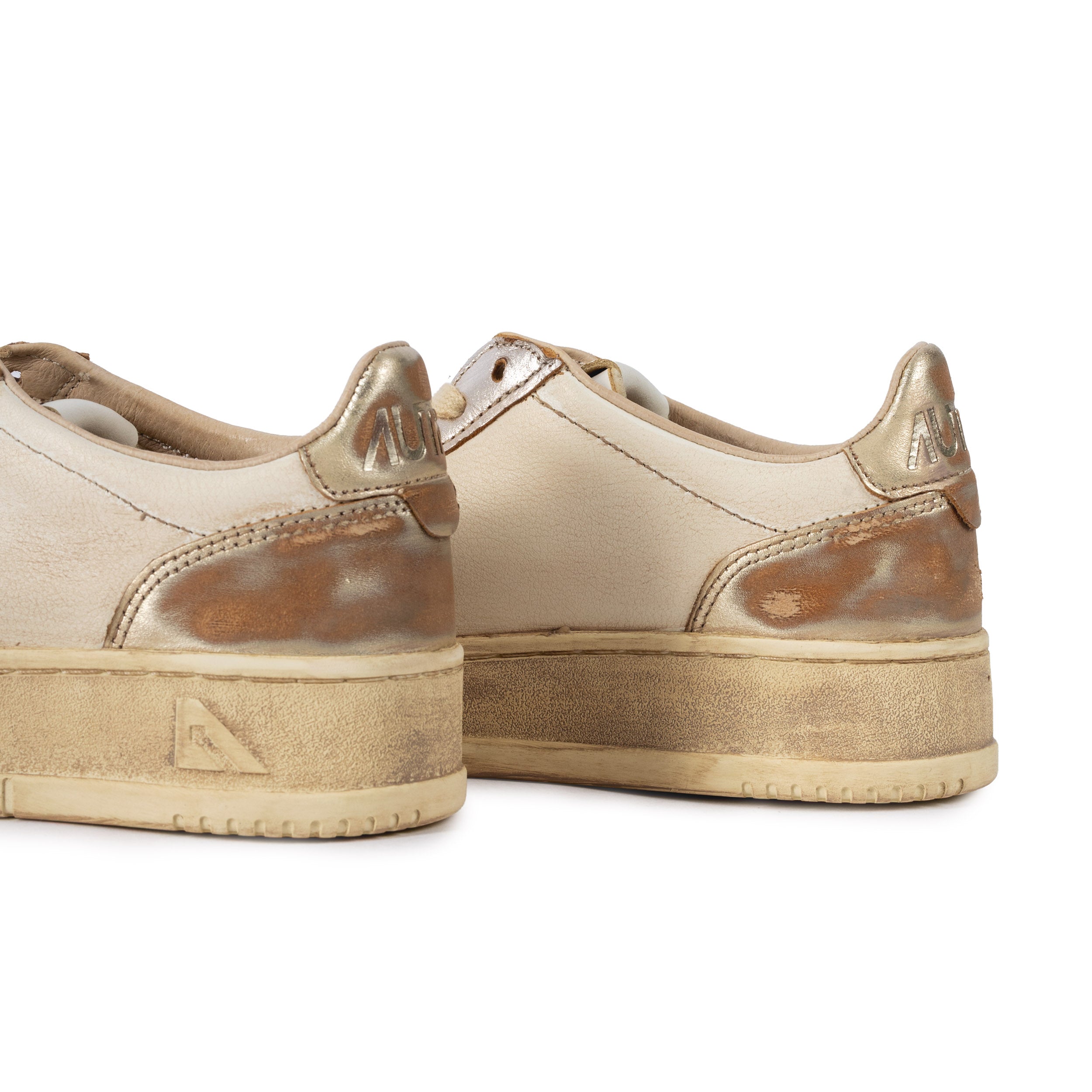 Medalist Super Vintage Low Leather