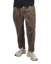 2 Pleats Tapered Twill