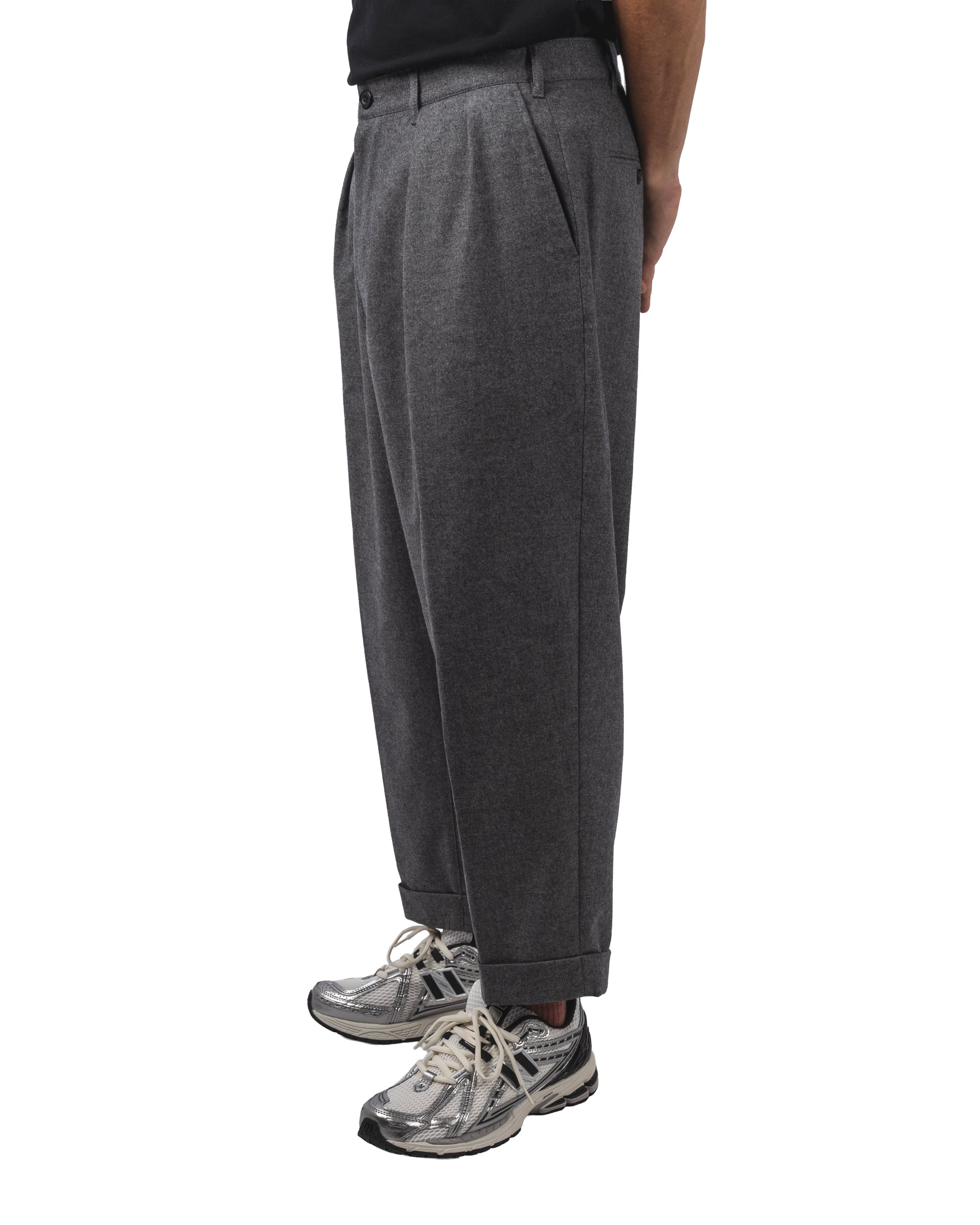 2 Pleats Tapered Flannel