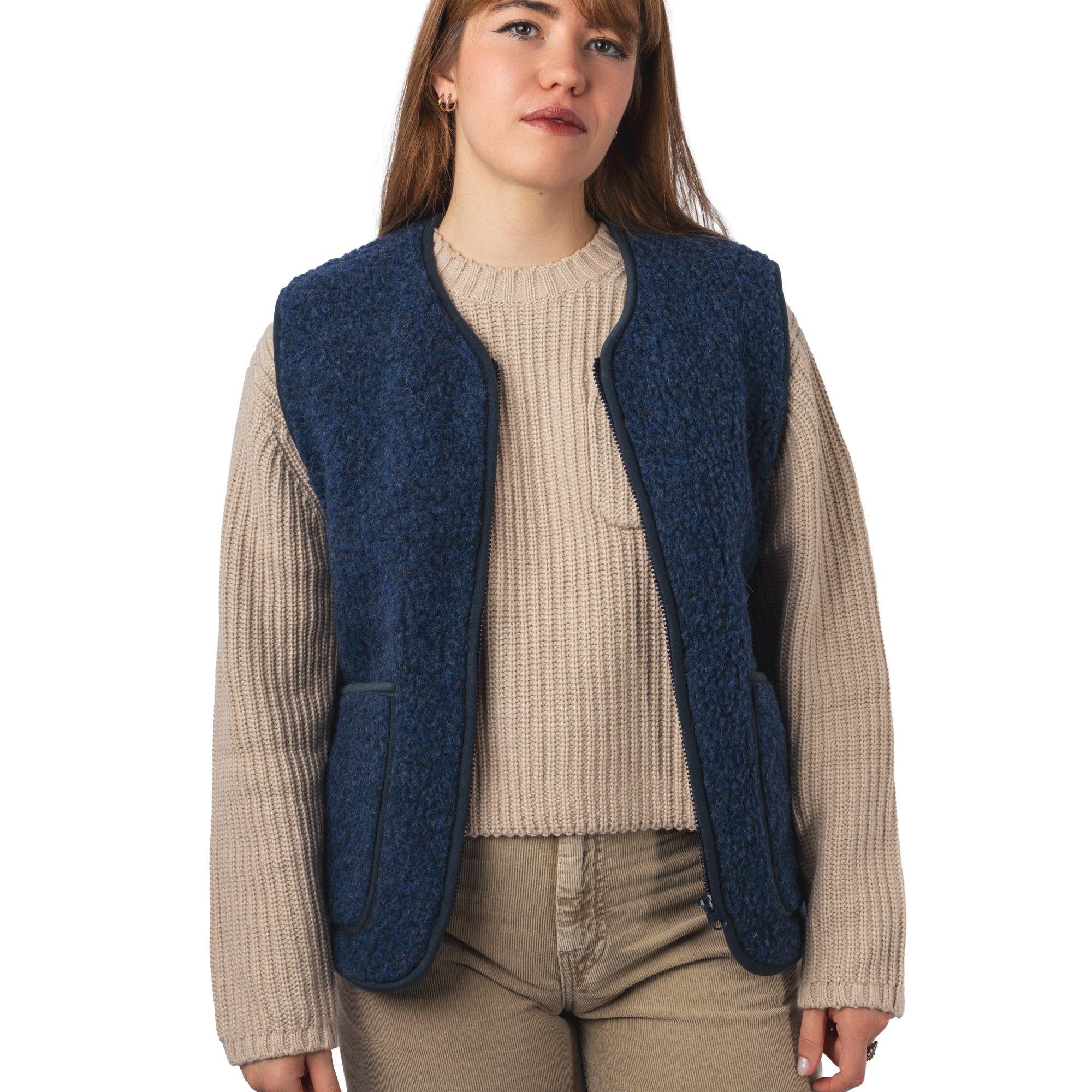 coldb_pepitko-vest-darkblue-1.jpg