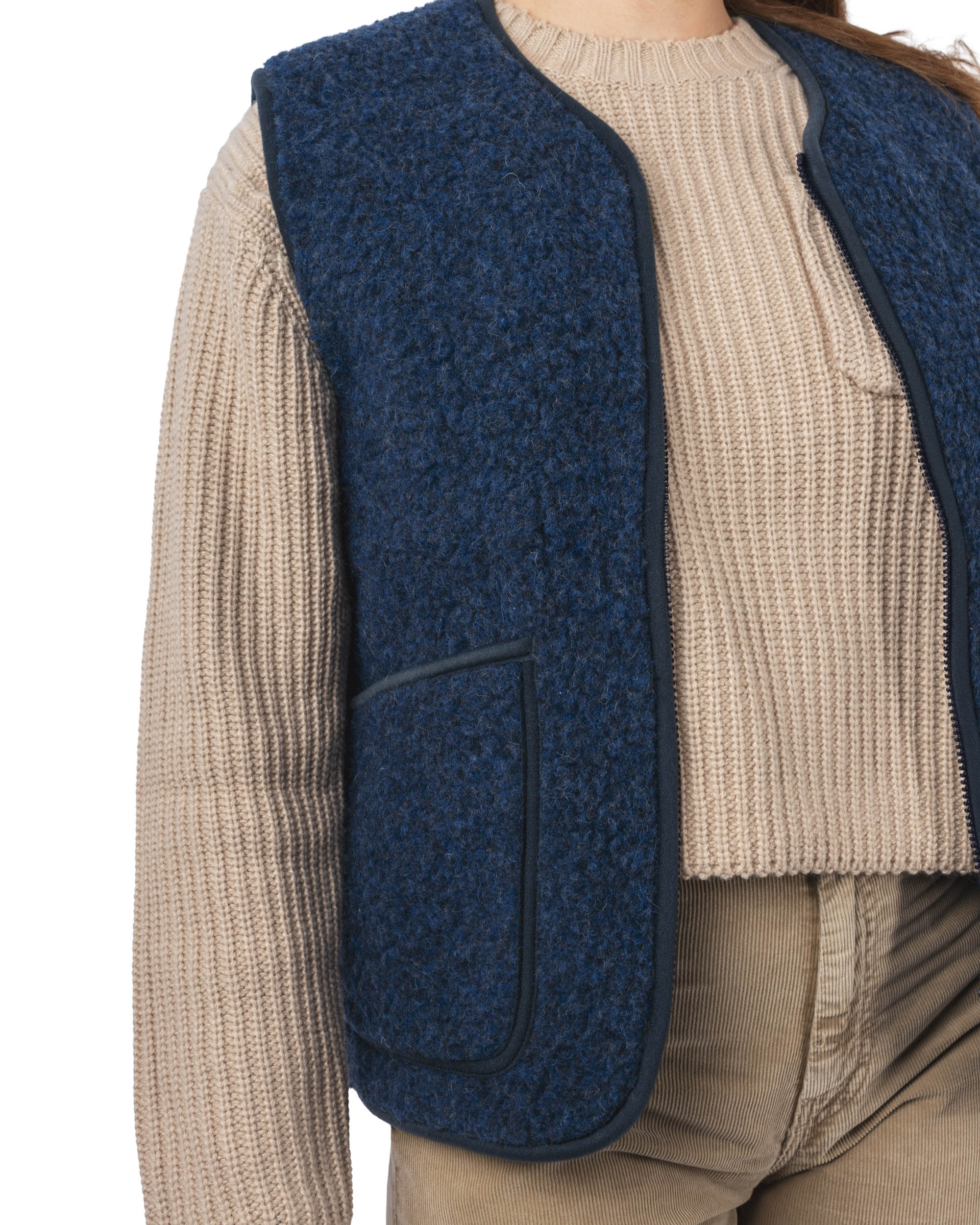coldb_pepitko-vest-darkblue-2.jpg