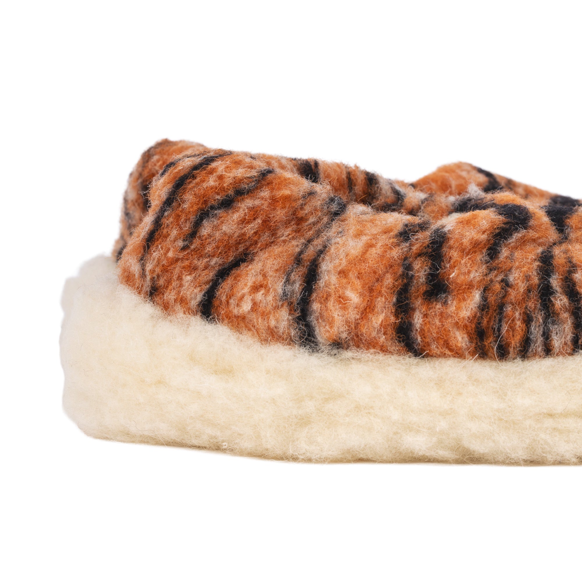 coldb_siberian-slippers-tiger-2.jpg