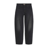 Loose Taper Jeans