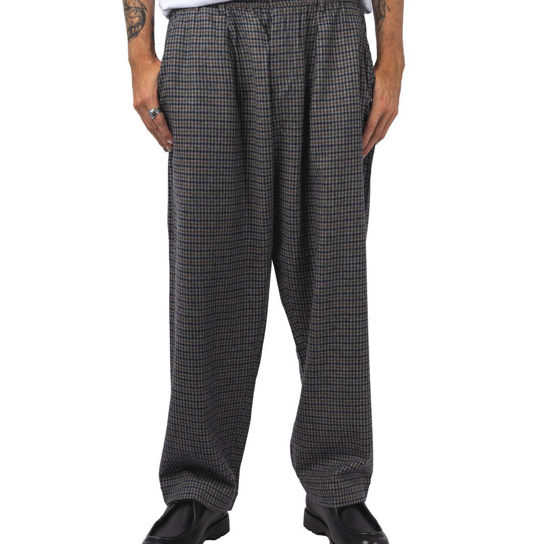 unive_33148-charcoal-1.jpg